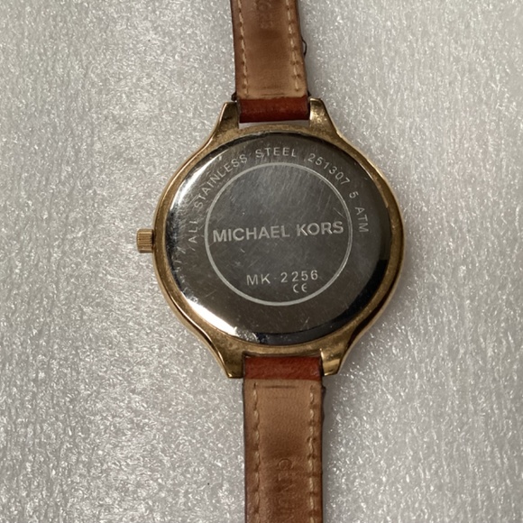 Michael Kors Slim Runway Double Wrap Brown Leather Band Women’s Watch MK-2256 - Picture 4 of 16